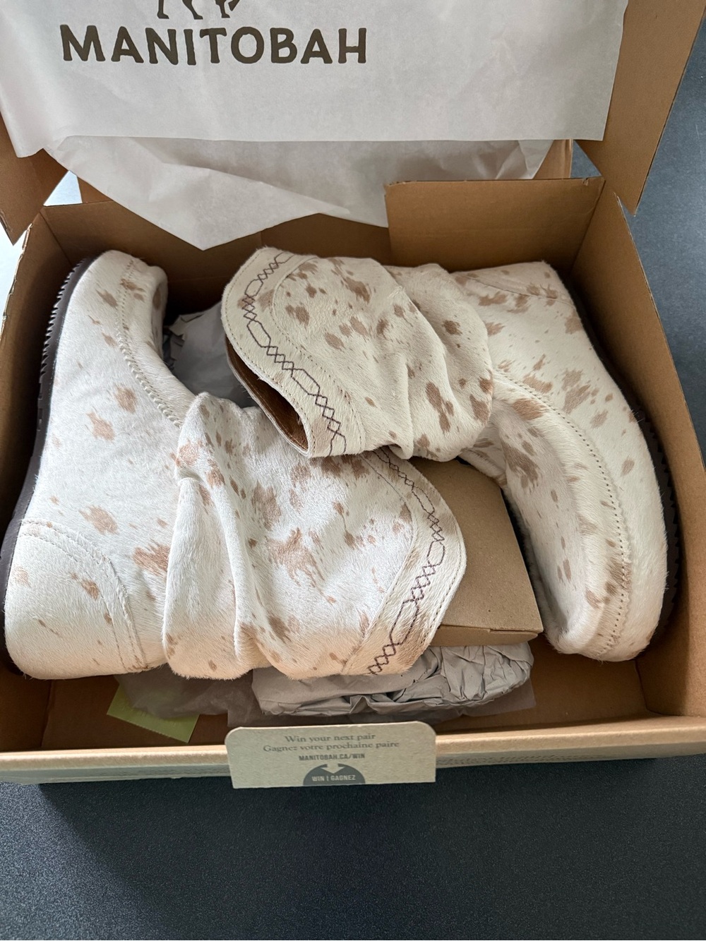 Manitobah Jeddito Mid Pony Hair boots L9
